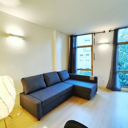 Moderno Apartamento En Terrassa Centro Eksteriør billede